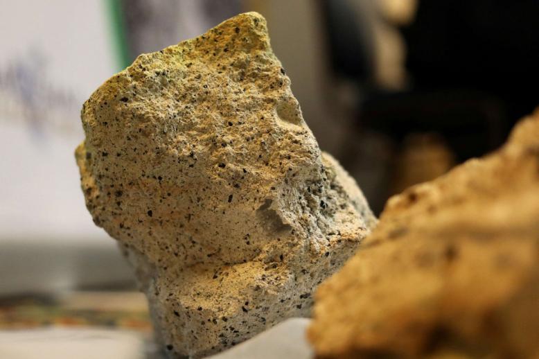 اليروانيوم الخام بات محل مطمع دول تنتهك القانون الدولي مثل ايران