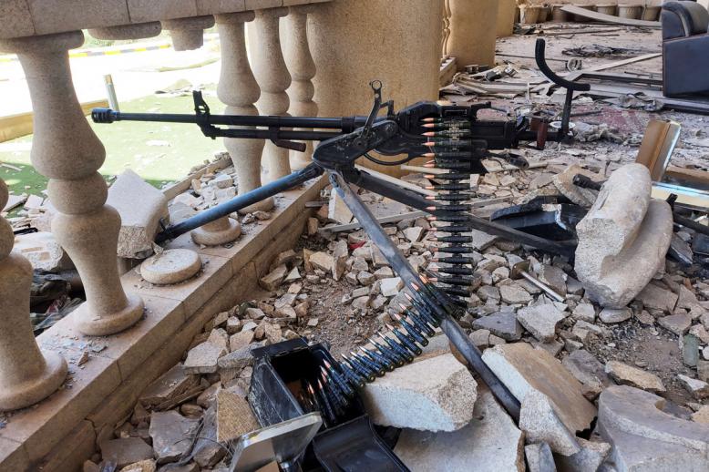 افتراس الآخر لإقصائه من دائرة النفوذ