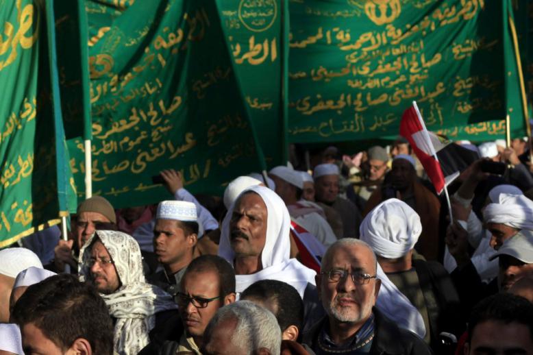 المجتمع العربي يعاني من صراع بين الحفاظ على التراث الثقافي والتقاليد الدينية