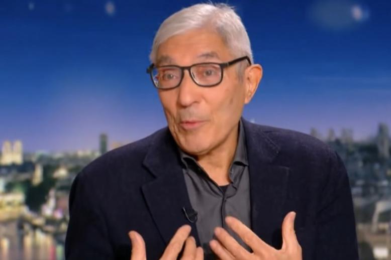 صنصال: لا أعترف بالخطوط الحمراء