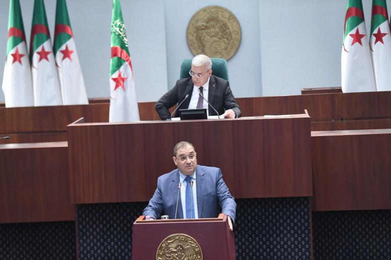 الحكومة الجزائرية تؤكد أن القانون يحتوي على ضمانات تمنع التعسف 