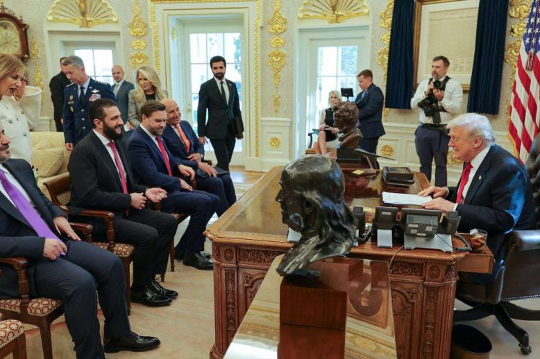 الدعم الاميركي للسلطة الانتقالية في سوريا دعم براغماتي