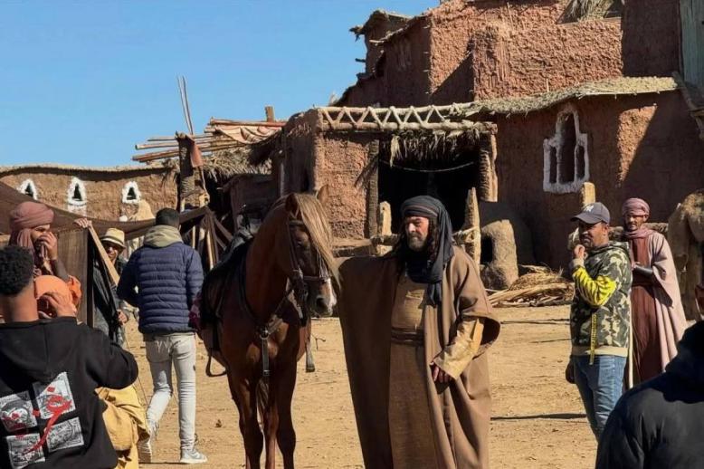 العمل يعتمد على لغة فصيحة مشغولة بعناية