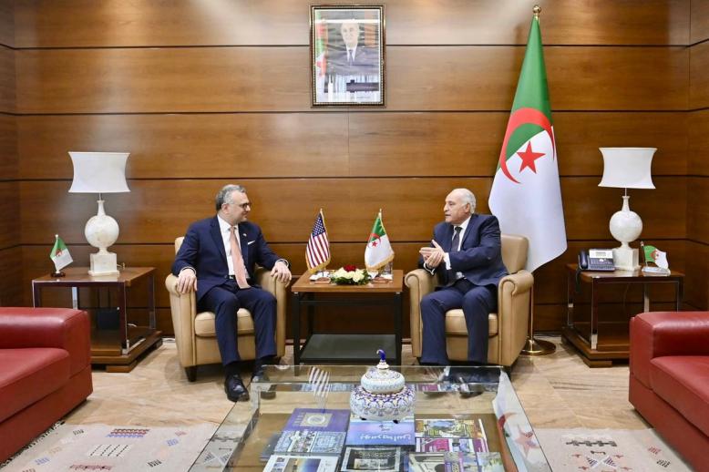 زيارة مستشار ترامب للجزائر حملت أكثر من رسالة