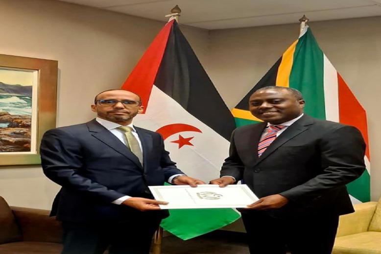 هروب إلى الأمام ومحاولة لإنعاش أطروحة باتت من الماضي 