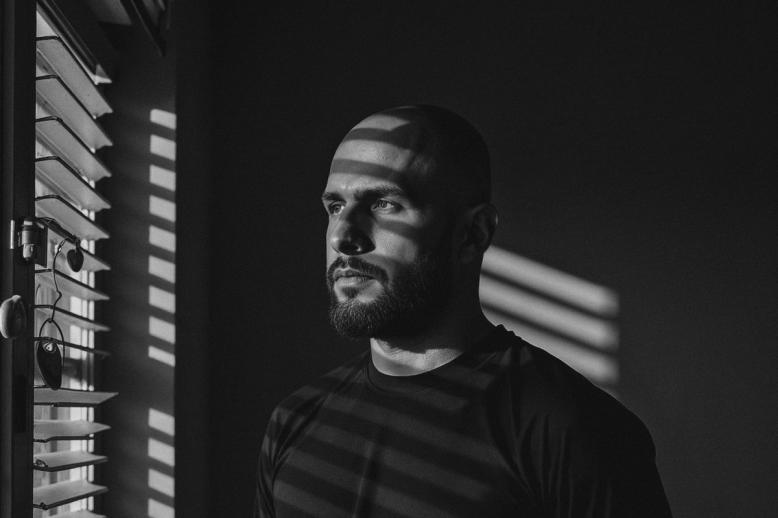 إيهاب غيث قدّم أسلوبًا بصريًا متقدّمًا 