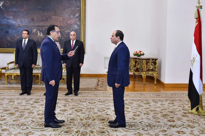 هل يجدد السيسي الثقة في مصطفى مدبولي؟