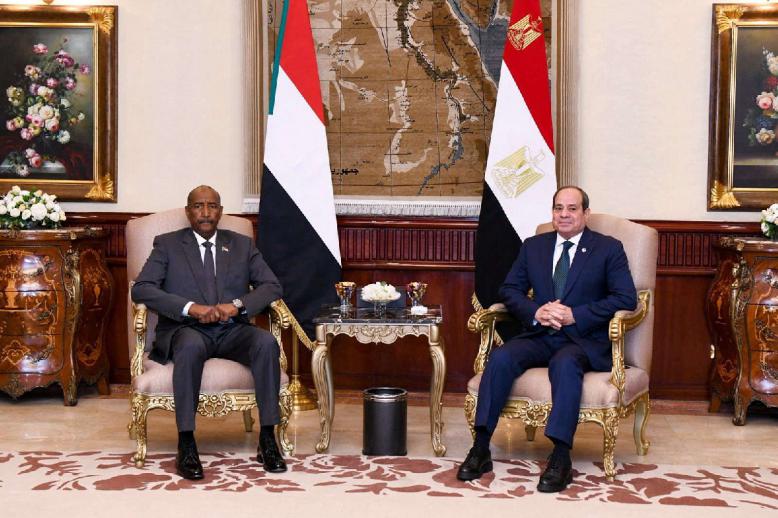 مصر تتوجس من تداعيات اختراق الاخوان للجيش السوداني بقيادة البرهان