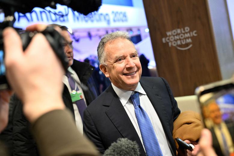 يُنظر إلى ويتكوف على نطاق واسع في إسرائيل على أنه ضعيف وتوافقي