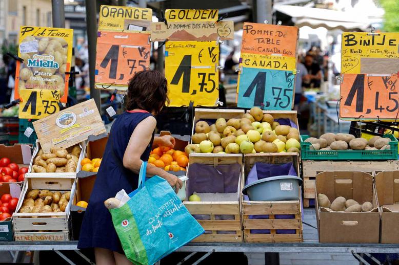 Inflation in the common currency area held at 3.0 percent in April