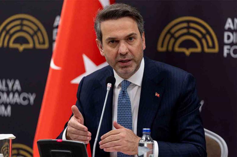 Turkish Energy Minister Alparslan Bayraktar 