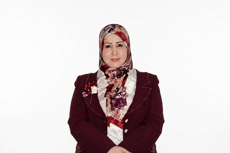 الكاتبة الجزائرية عائشة بنور