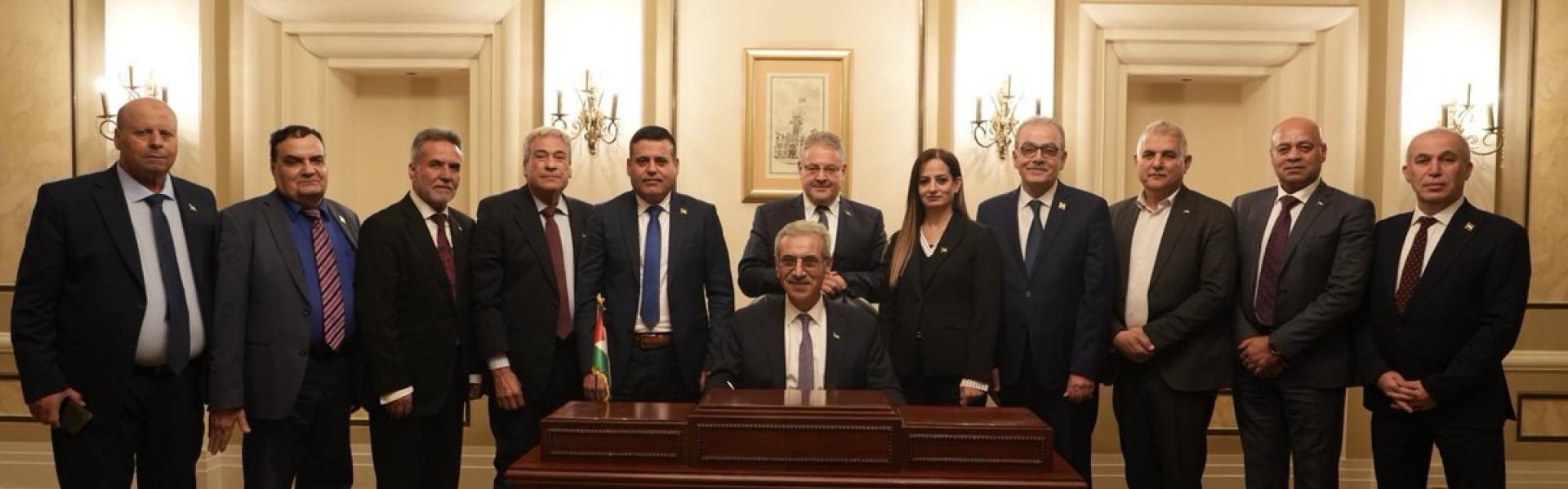 مهمة اللجنة تتمثل في إعادة بناء قطاع غزة