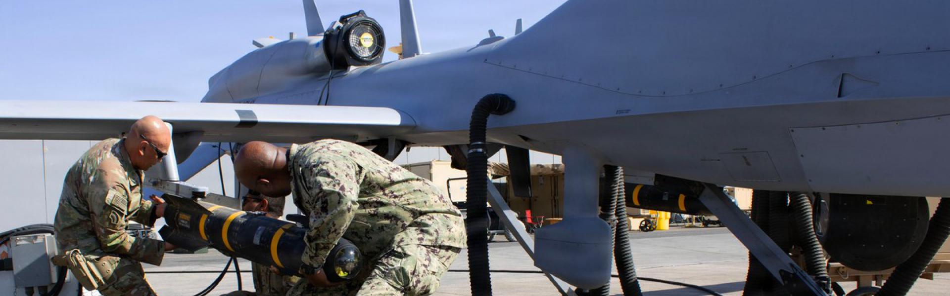 مناورات على وقع توترات لا تهدأ