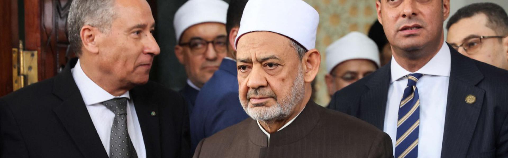 شيخ الأزهر يوازن بين الحقوق والواجبات في الأسرة