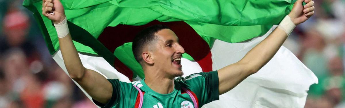 لاعب جزائري