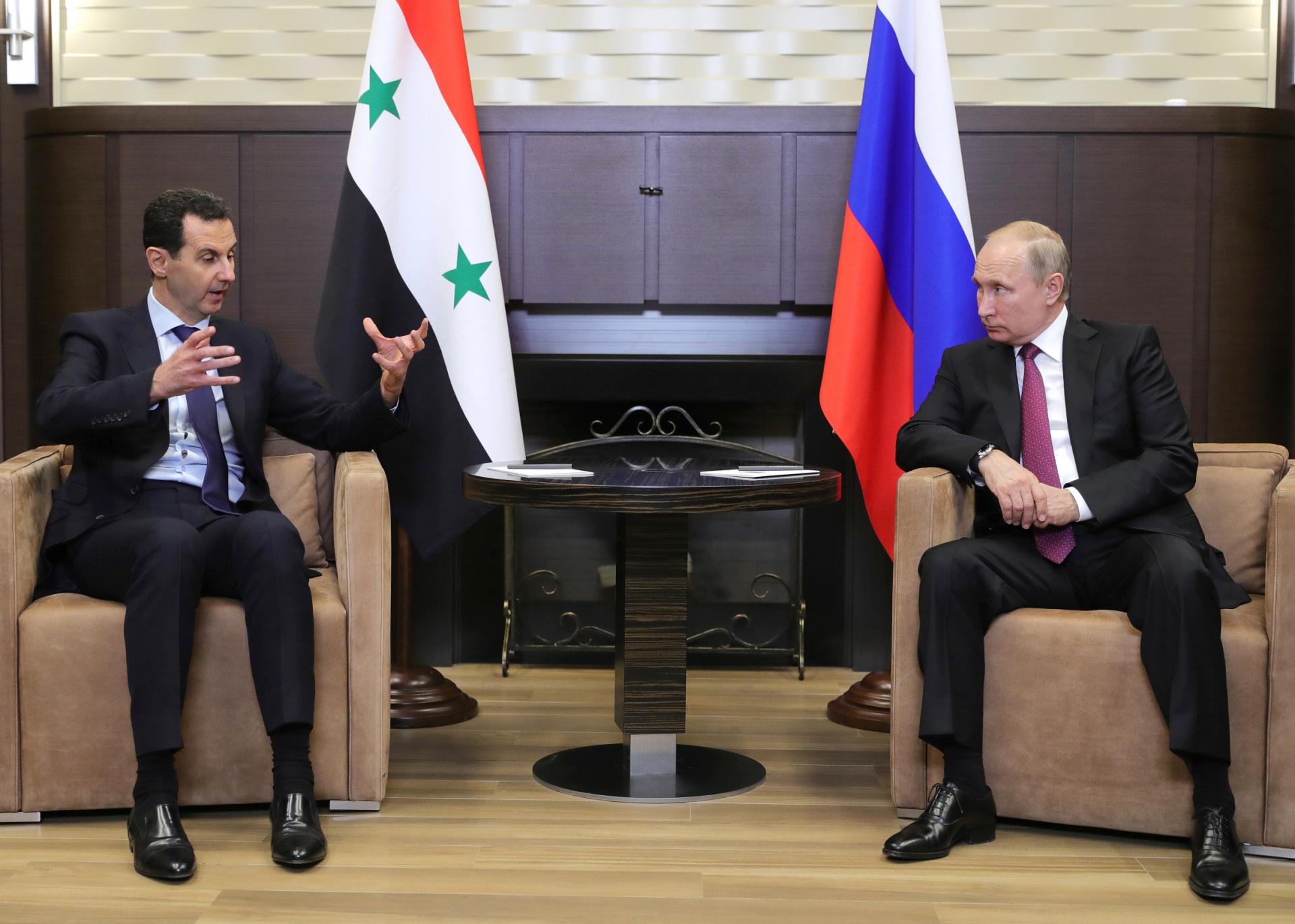 الرئيس الروسي فلاديمير بوتين يجري محادثات مع نظيره السوري بشار الأسد في سوتشي