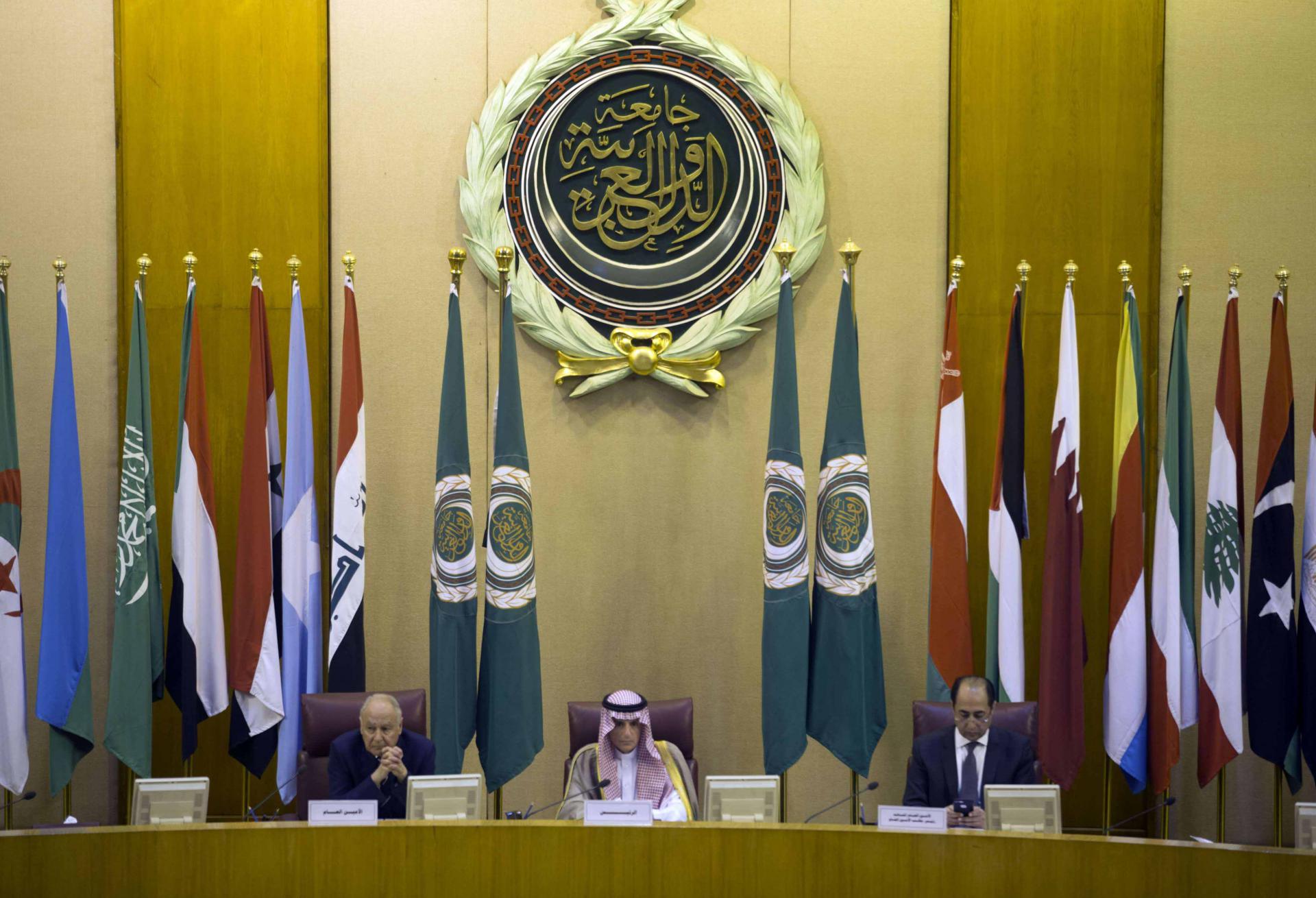 Arab League chief Ahmed Aboul Gheit (L), Saudi Foreign Minister Adel al-Jubeir (C) and Hossam Zaki, the League’s deputy secretary-general, attend Arab foreign ministers meeting in Cairo, on May 17