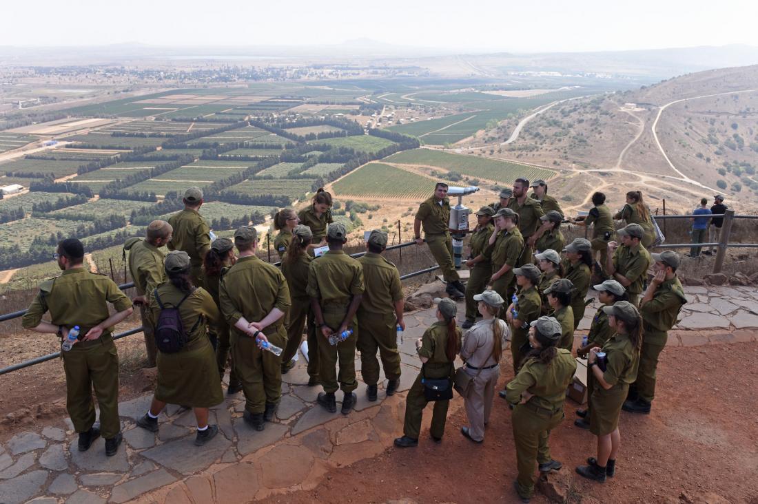 قوات من الجيش الاسرائيلي في الجولان المحتل