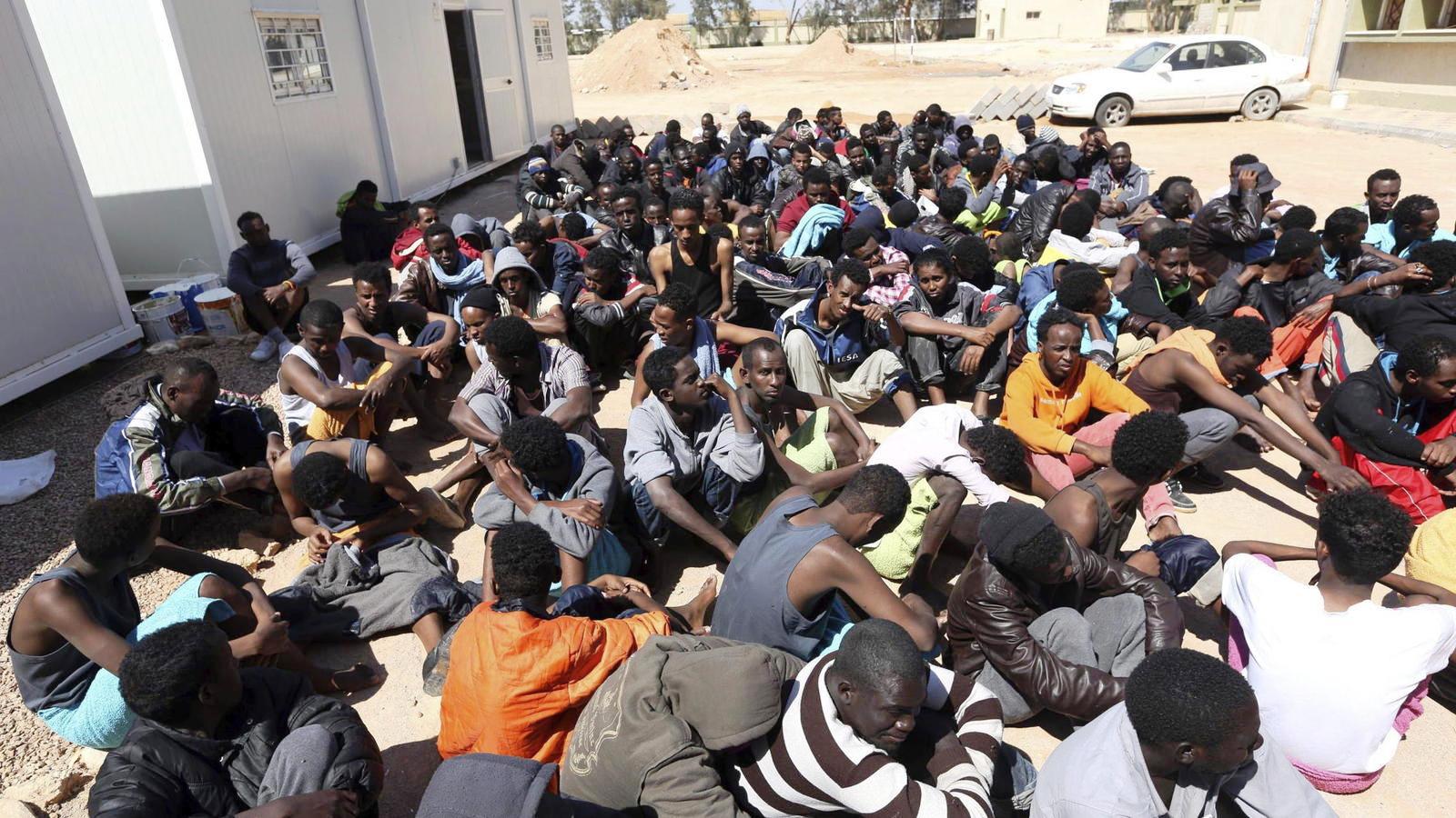 الجزائر رحلت آلاف المهاجرين بشكل تعسفي وتركتهم يواجهون الخطر
