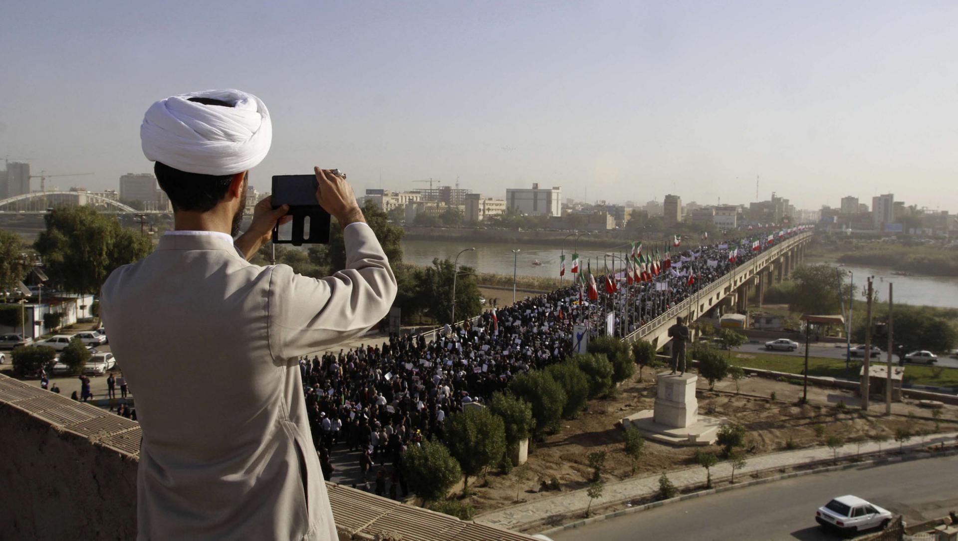 صورة سلبية في السنوات الثلاث الثادمة
