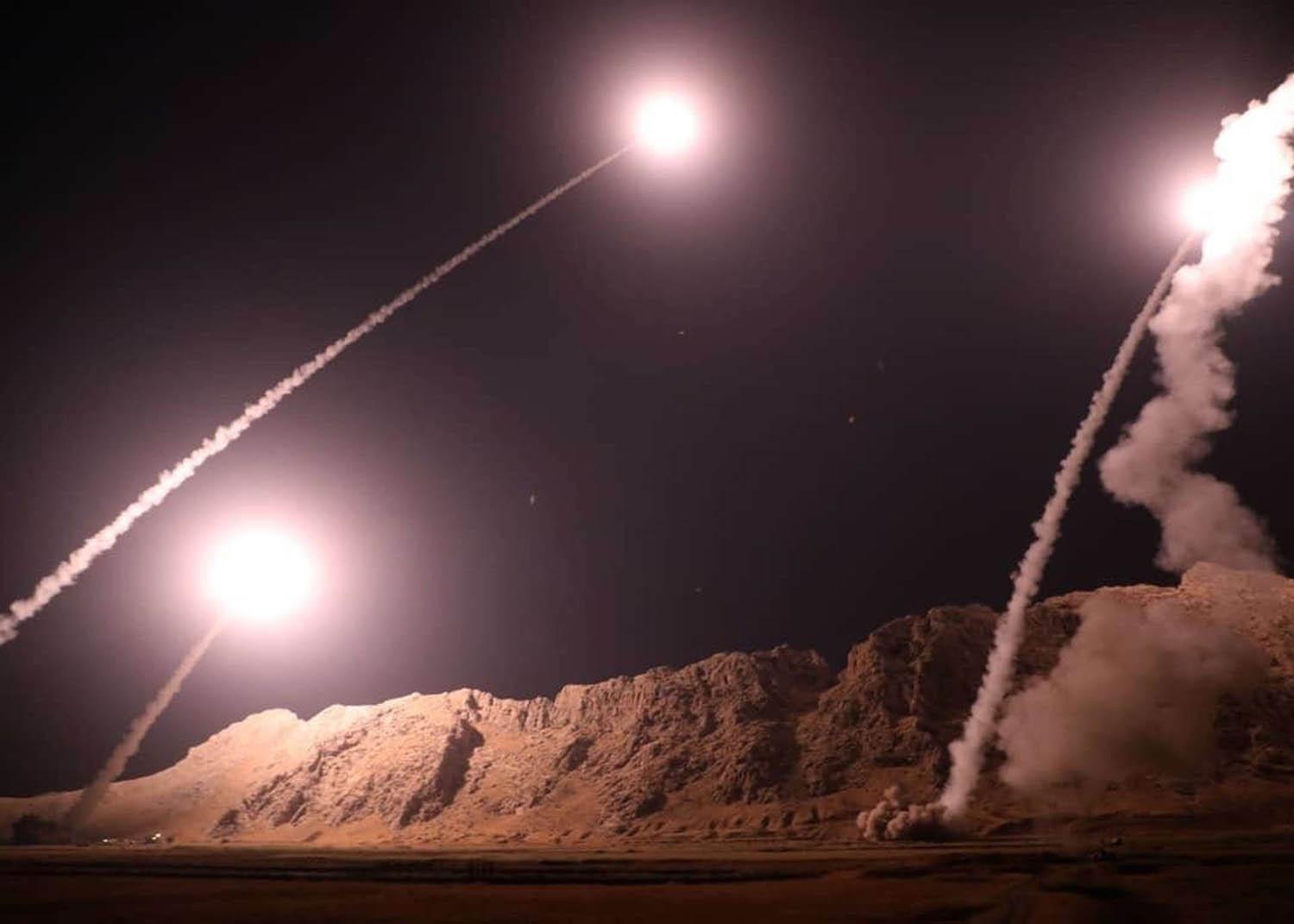 صور لإطلاق الصواريخ الايراني وزعها الحرس الثوري