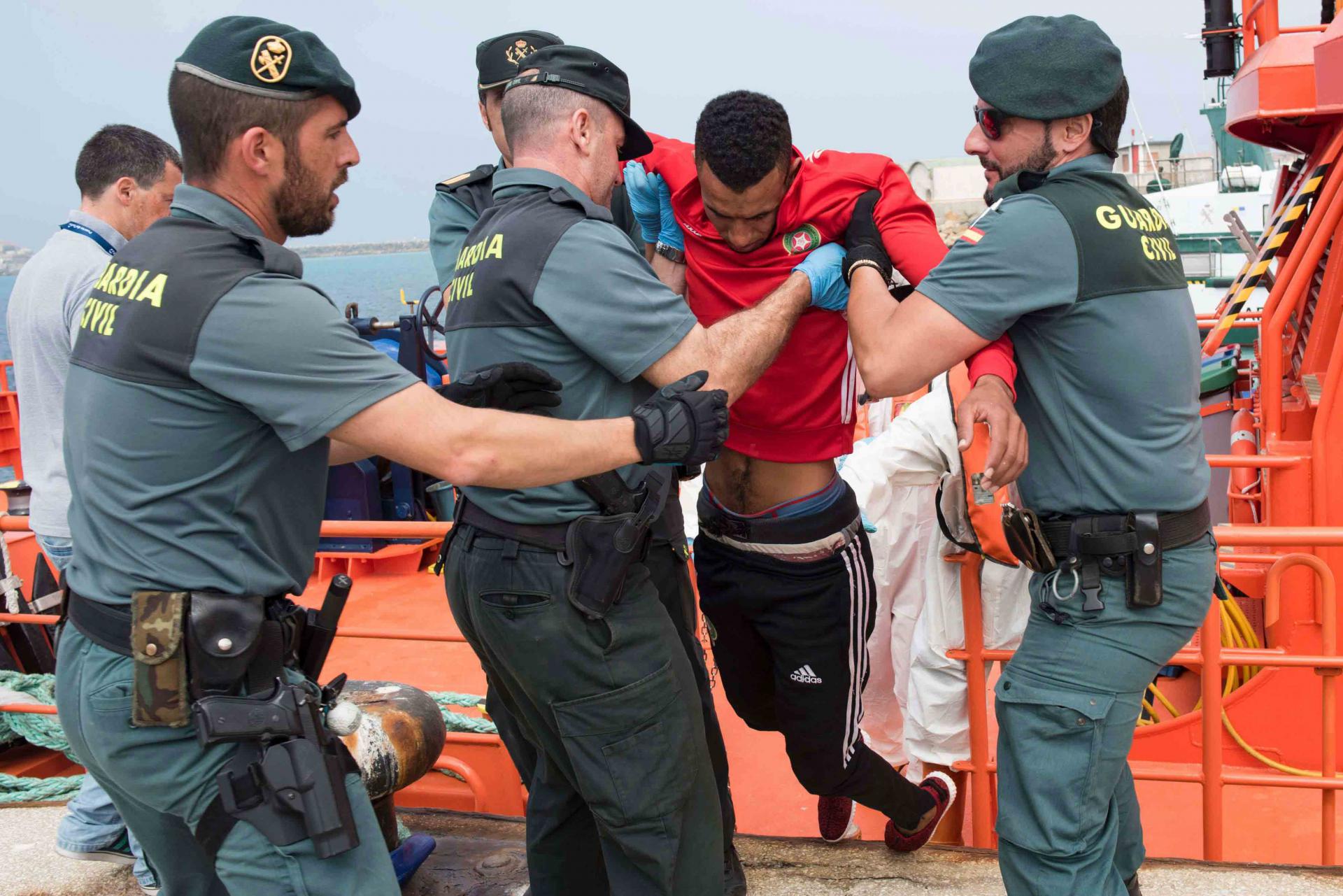 المغرب يتعامل بصرامة مع أزمة الهجرة