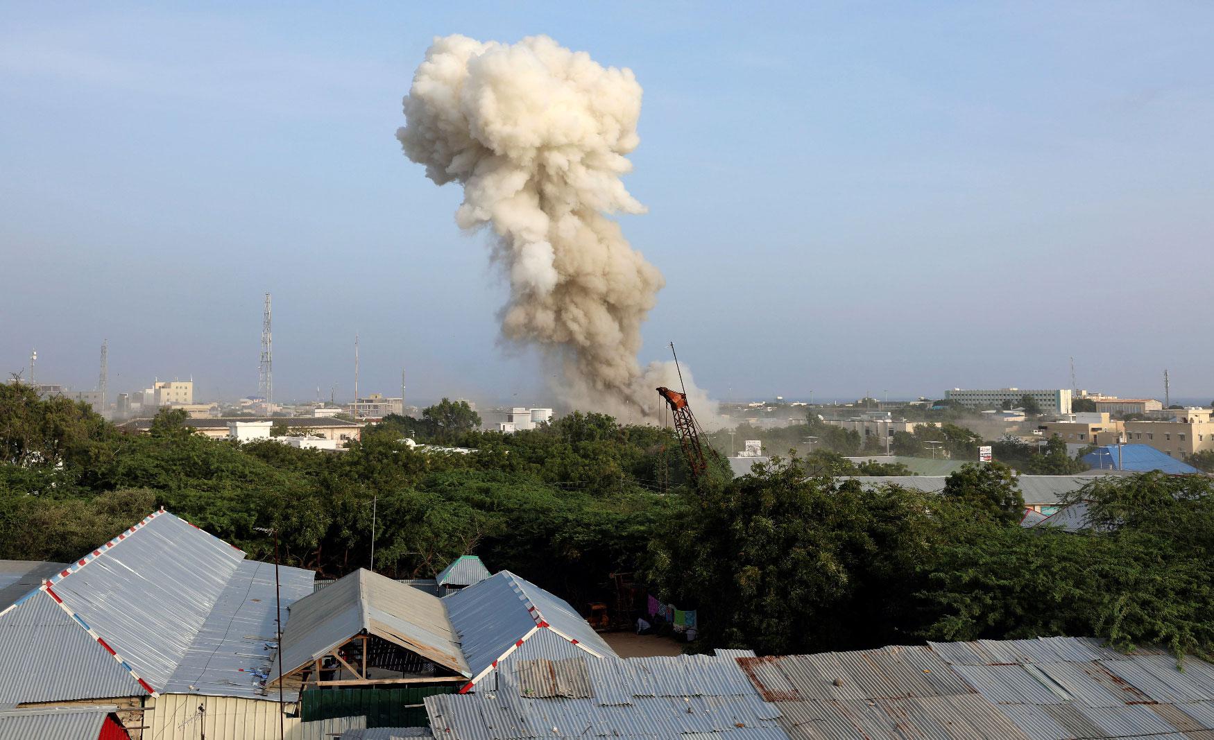 Smoke billows from the scene of an explosion in Mogadishu, Somalia November 9, 2018.