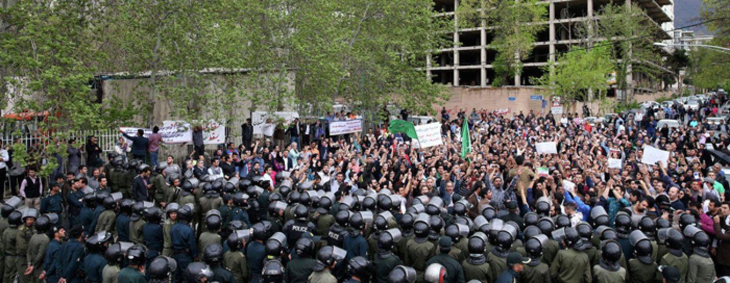 إيران تخشى من تكرار سيناريو احتجاجات 2009