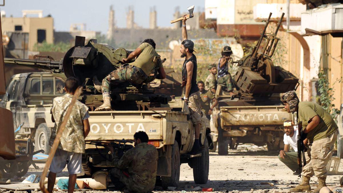 انفلات سلاح الجماعات الليبية أكبر تحد تواجهه حكومة الوفاق الوطني الليبية