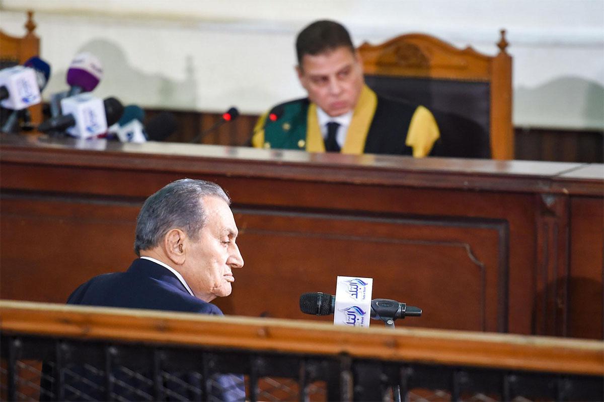 Mubarak testifying about jailbreaks allegedly orchestrated by Morsi and other members of his Muslim Brotherhood group during the uprising
