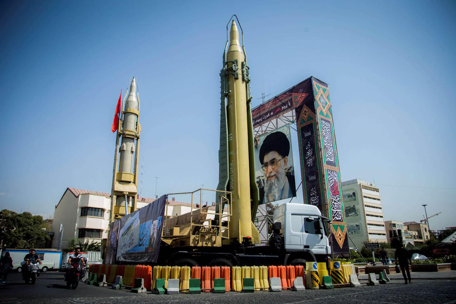 إيران تستعرض قدراتها الصاروخية في طهران
