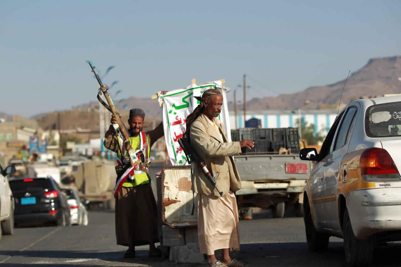 الحوثيون اقاموا حواجز وحفروا خنادق بعد اتفاق وقف اطلاق النار في الحديدة