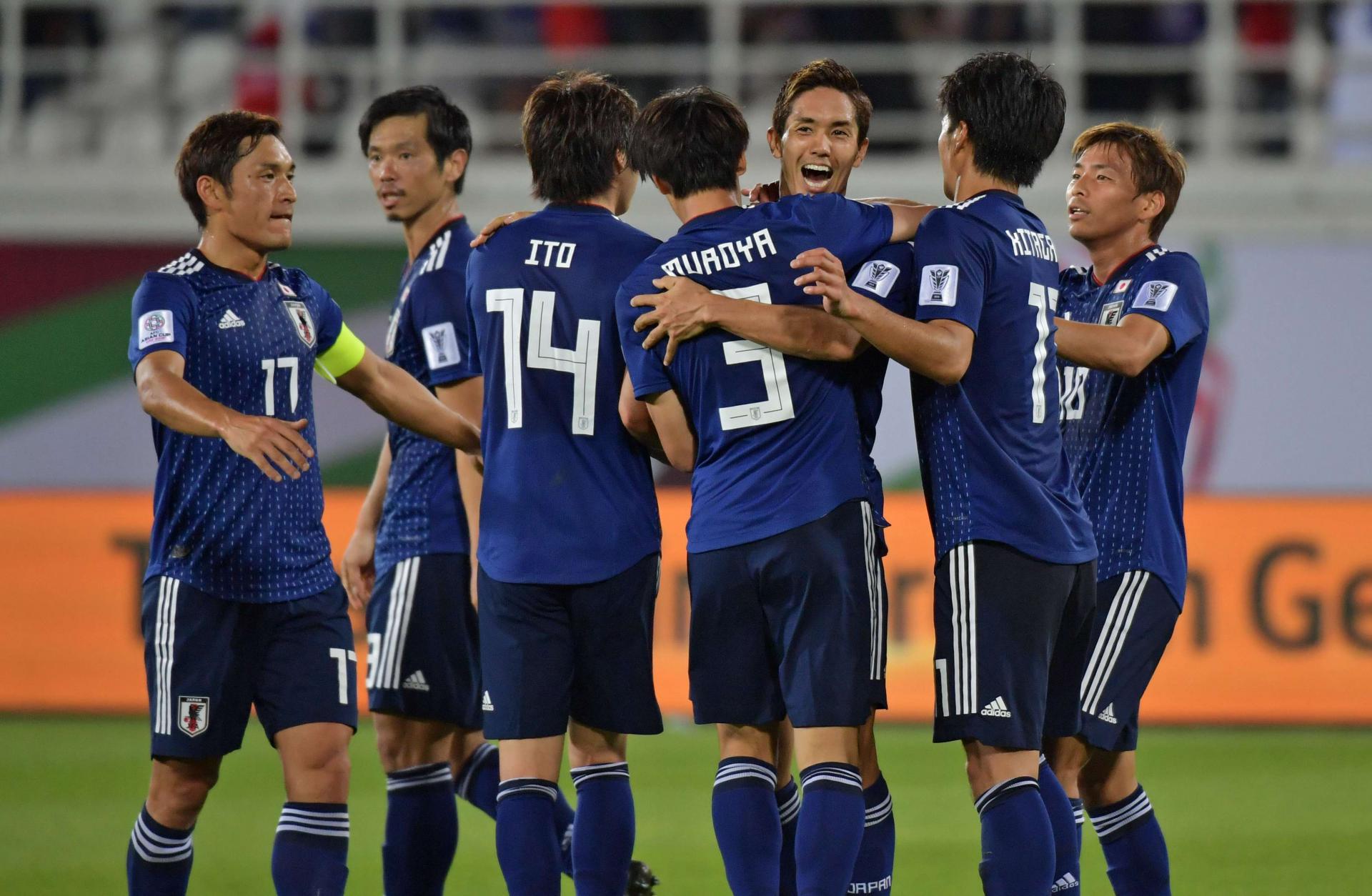 فرحة اليابان ببلوغ النهائي