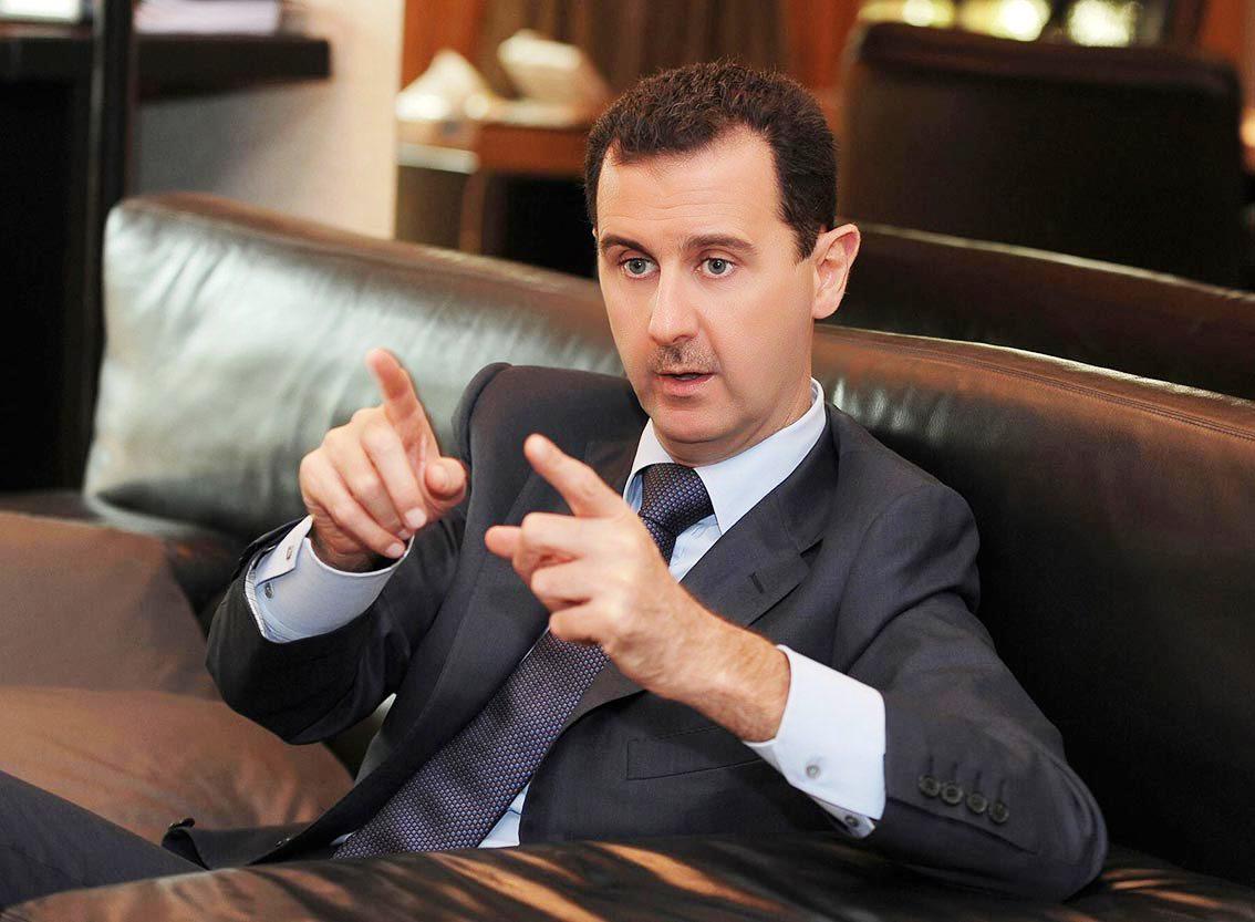 الرئيس السوري بشار الأسد يبدو أكثر قوة بعد ثماني سنوات من الحرب