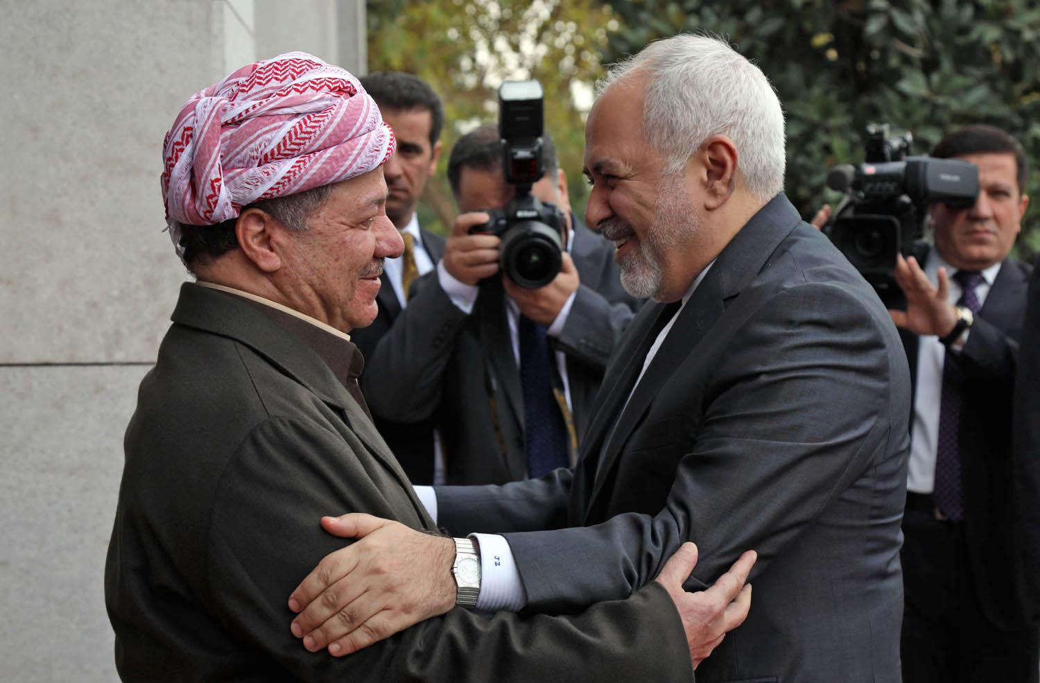 الزعيم الكردي مسعود بارزاني يستقبل وزير الخارجية الإيراني محمد جواد ظريف