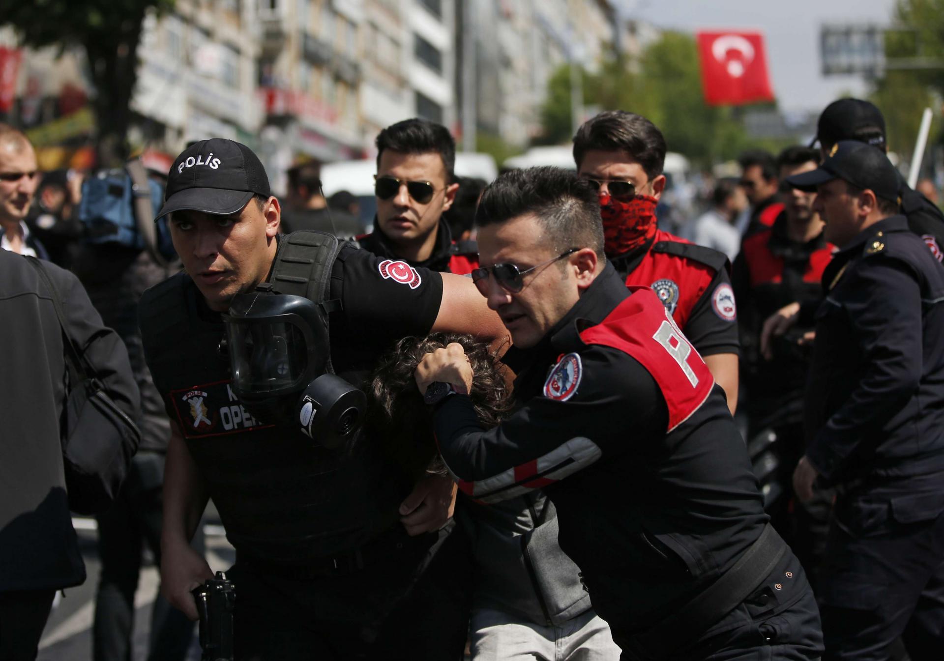 القمع في تركيا 