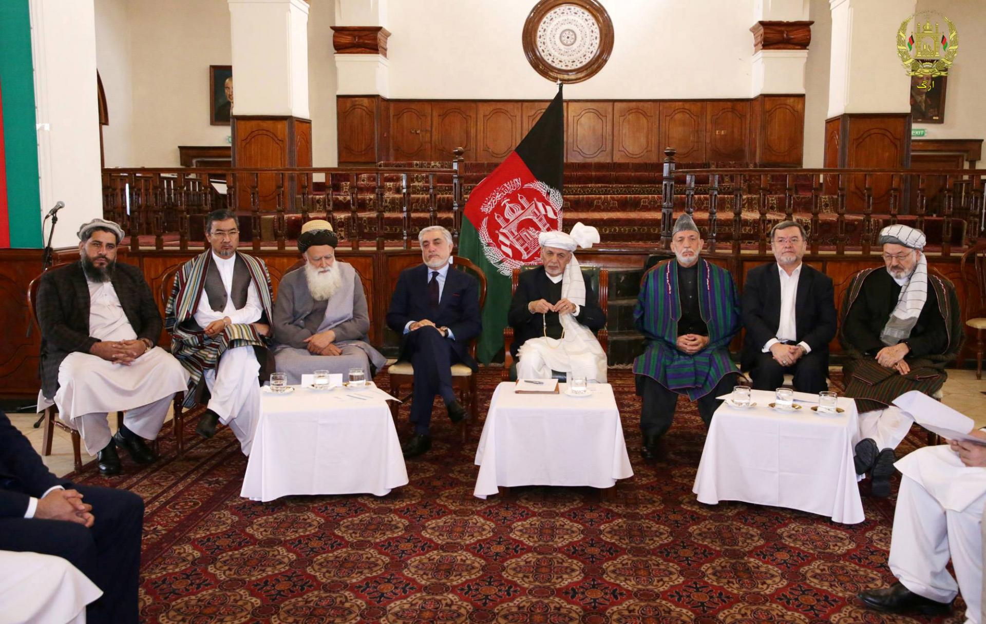 طالبان تسخر من عدد وفد الحكومة الأفغانية