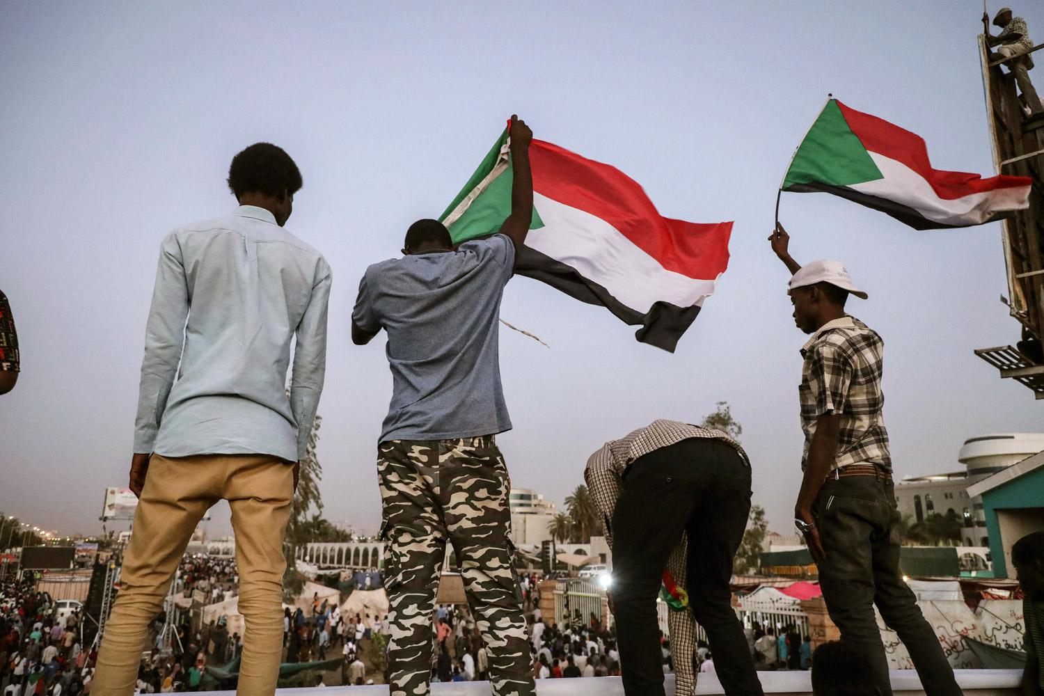 دعم لخيار الشعب السوداني في التغيير
