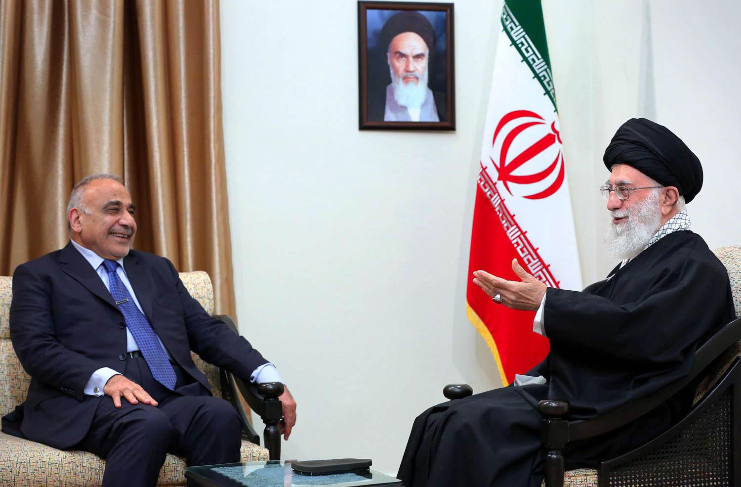 المرشد الإيراني علي خامنئي يستقبل رئيس الوزراء العراقي عادل عبدالمهدي