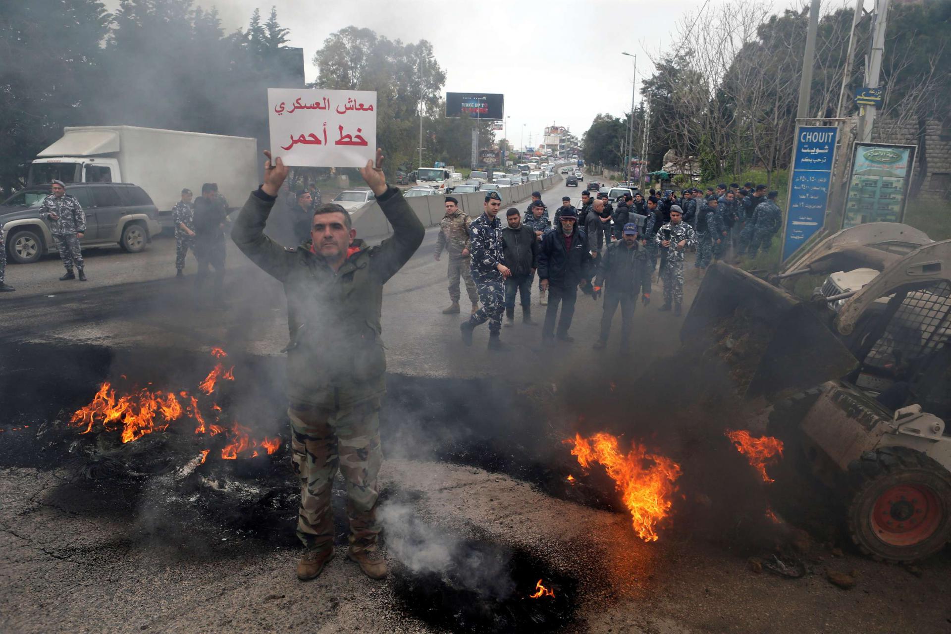 اضرابات في لبنان