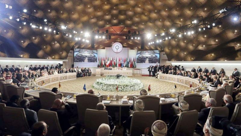 Leaders of Arab states attend the 30th Arab League Summit