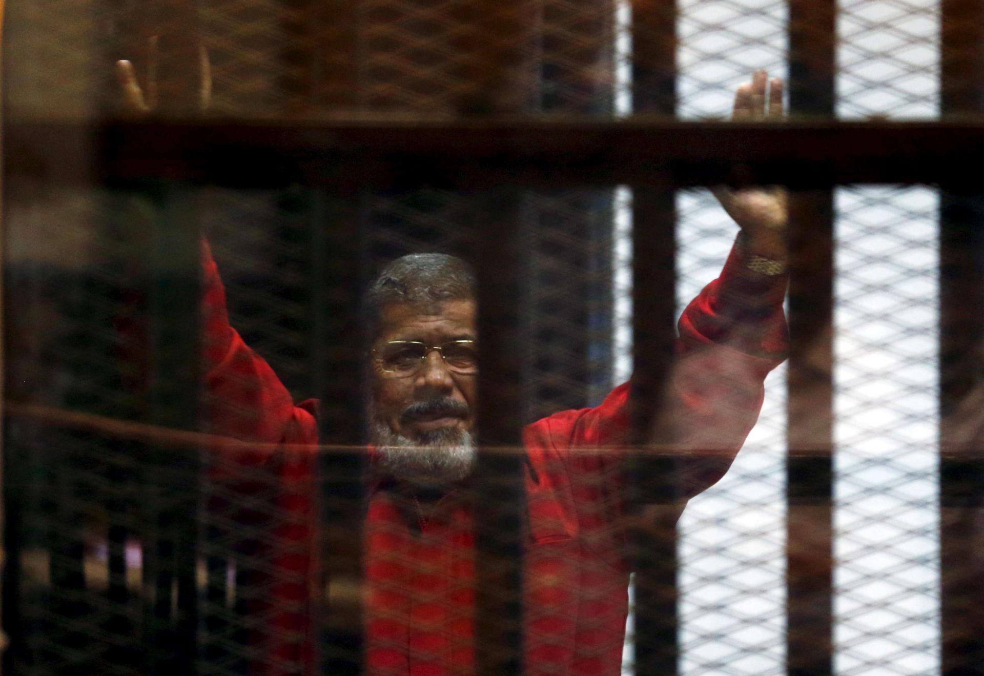 مرسي كان يتحدث الى القاضي قبل وفاته بوقت قصير