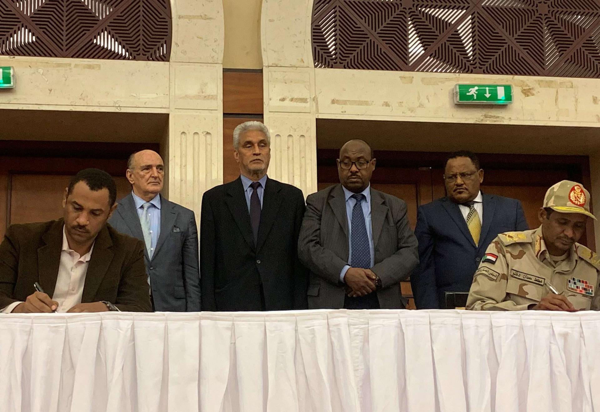 توقيع الاتفاق في السودان