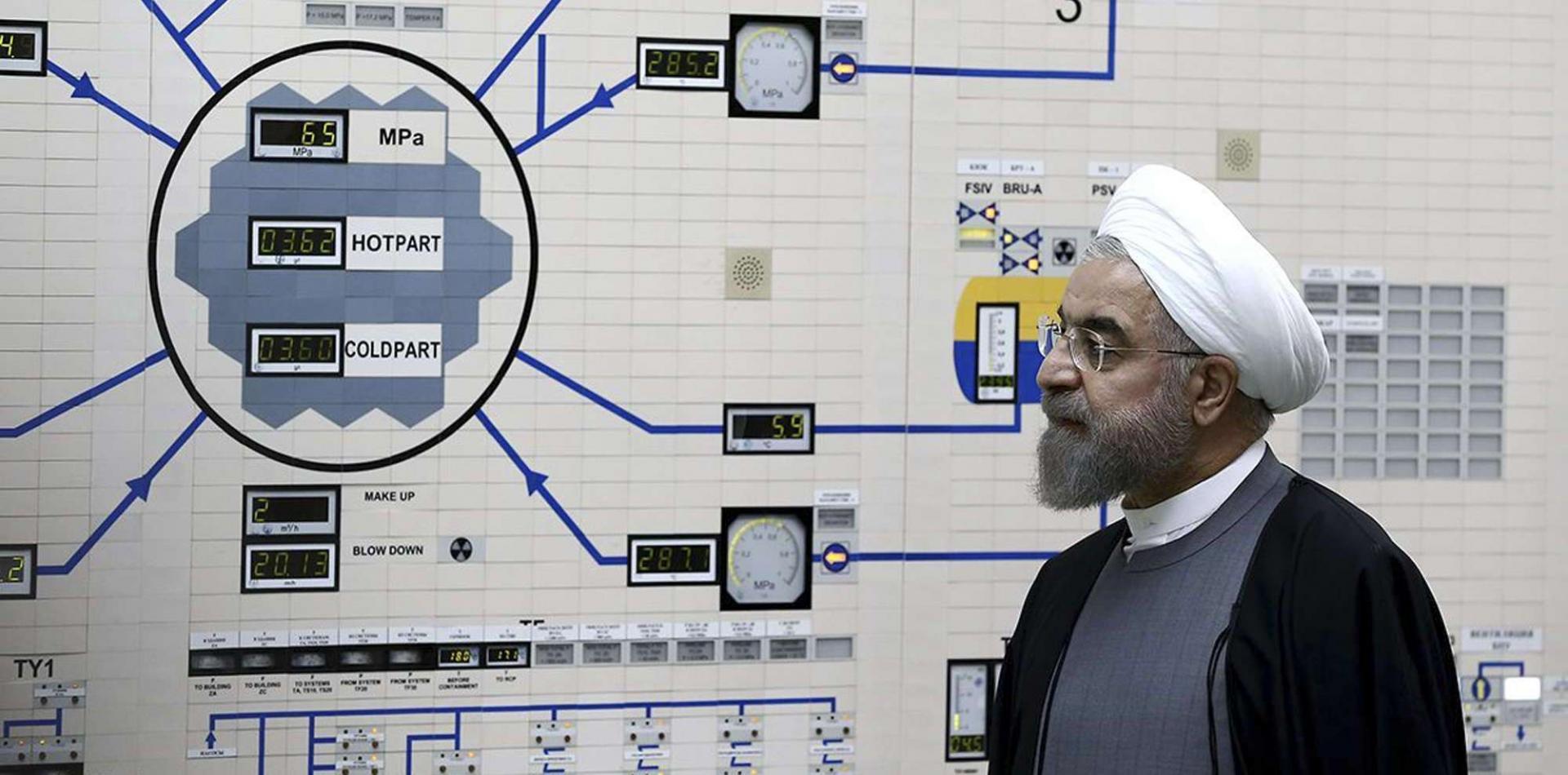 الرئيس الايراني حسن روحاني ووزير خارجيته محمد جواد ظريف