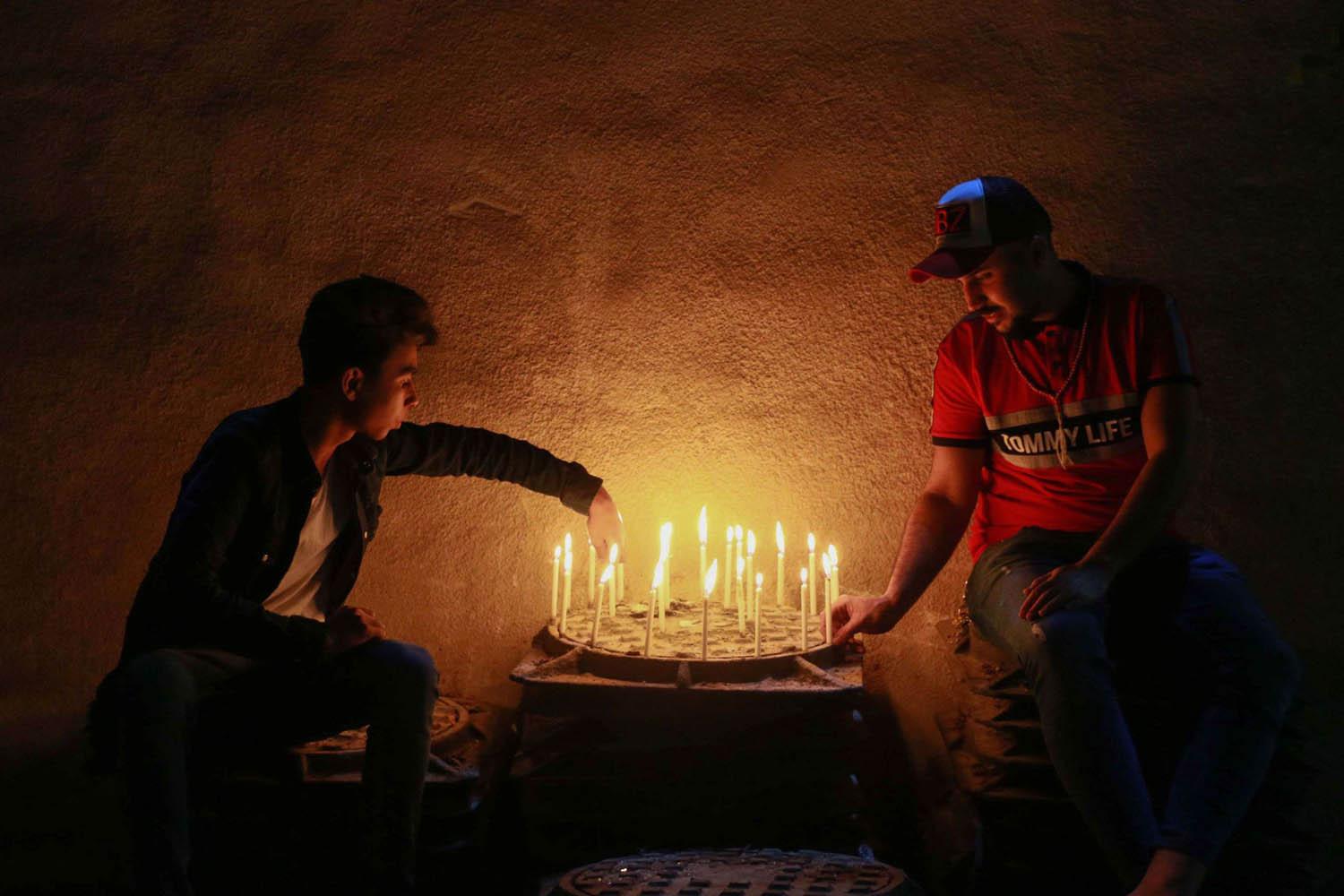 عراقيون يحتفلون بذكرى ولادة المهدي المنتظر