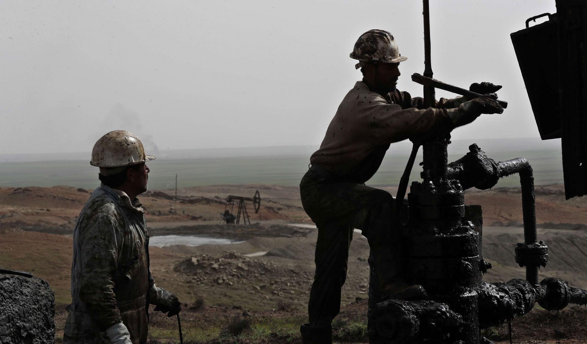 كثير من حقول النفط خارج نطاق سيطرة النظام السوري