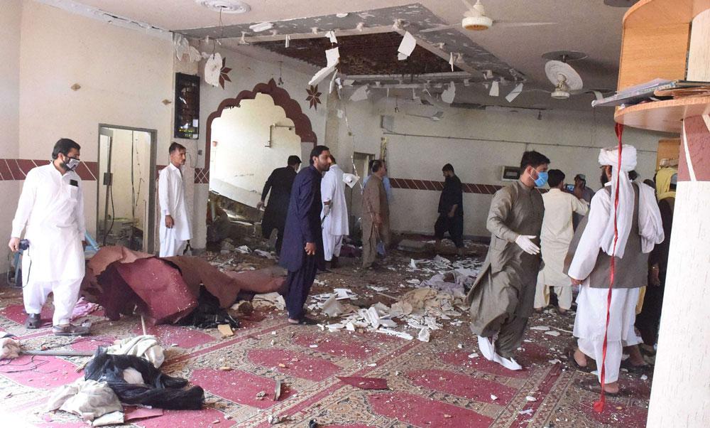 تفجير مسجد تابع لطالبان في باكستان