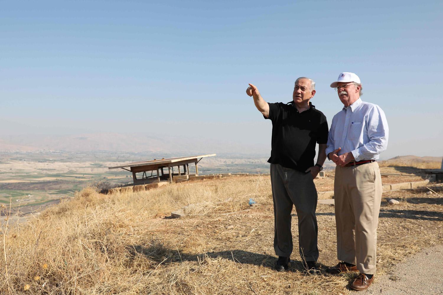 نتنياهو مستشار الأمن القومي الأميركي جون بولتون على أهمية غور الأردن الاستراتيجية