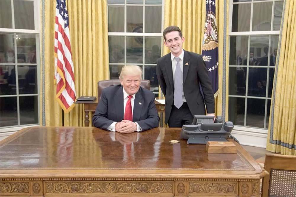 US President Donald Trump (L) and his new Middle East peace envoy Avi Berkowitz